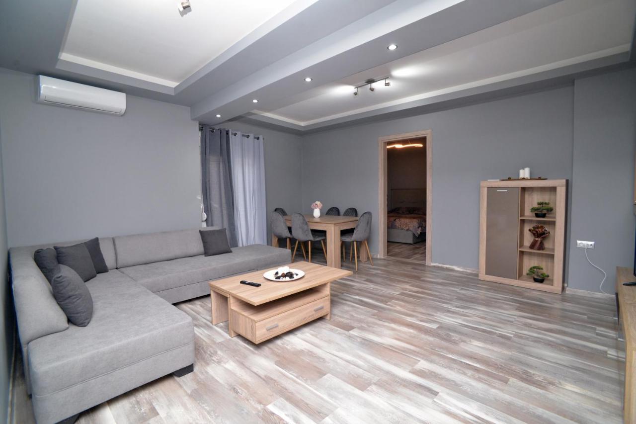 סלוניקי Luxury Apartment St Demetrios Downtown מראה חיצוני תמונה